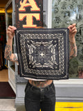 Schwarzes Bandana