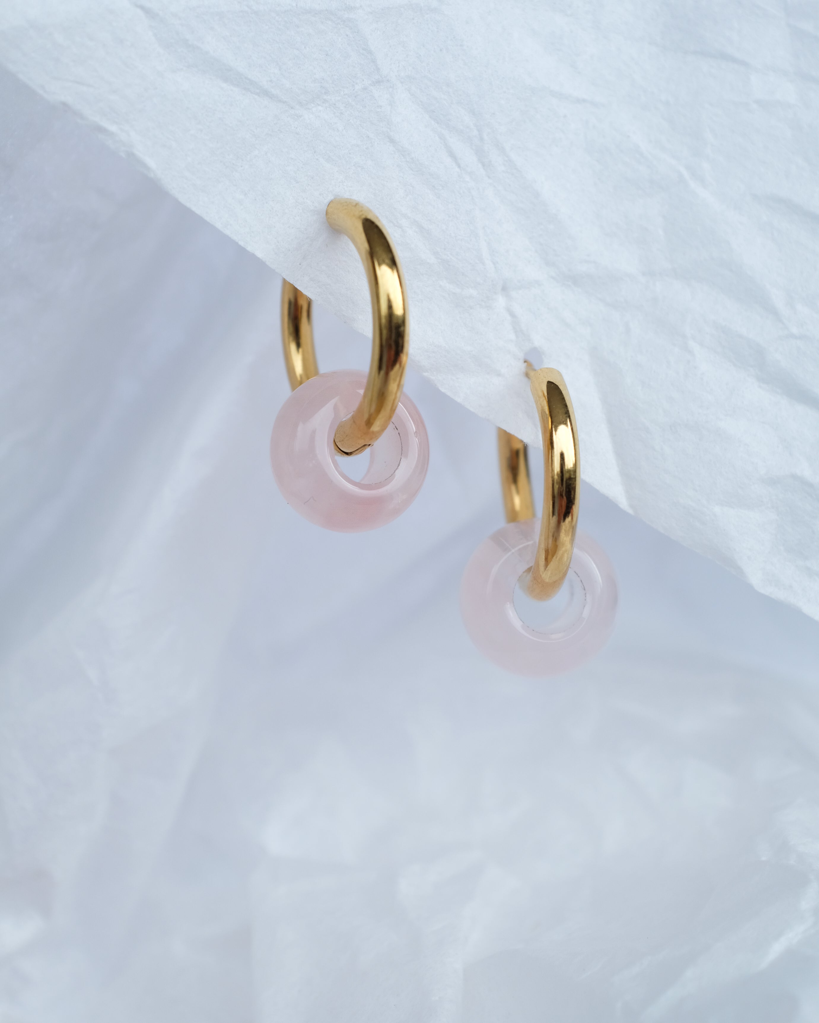 Gemstone Hoops - Einzigartige Ohrringe von Doro Hoffmann. Jetzt online bestellen!