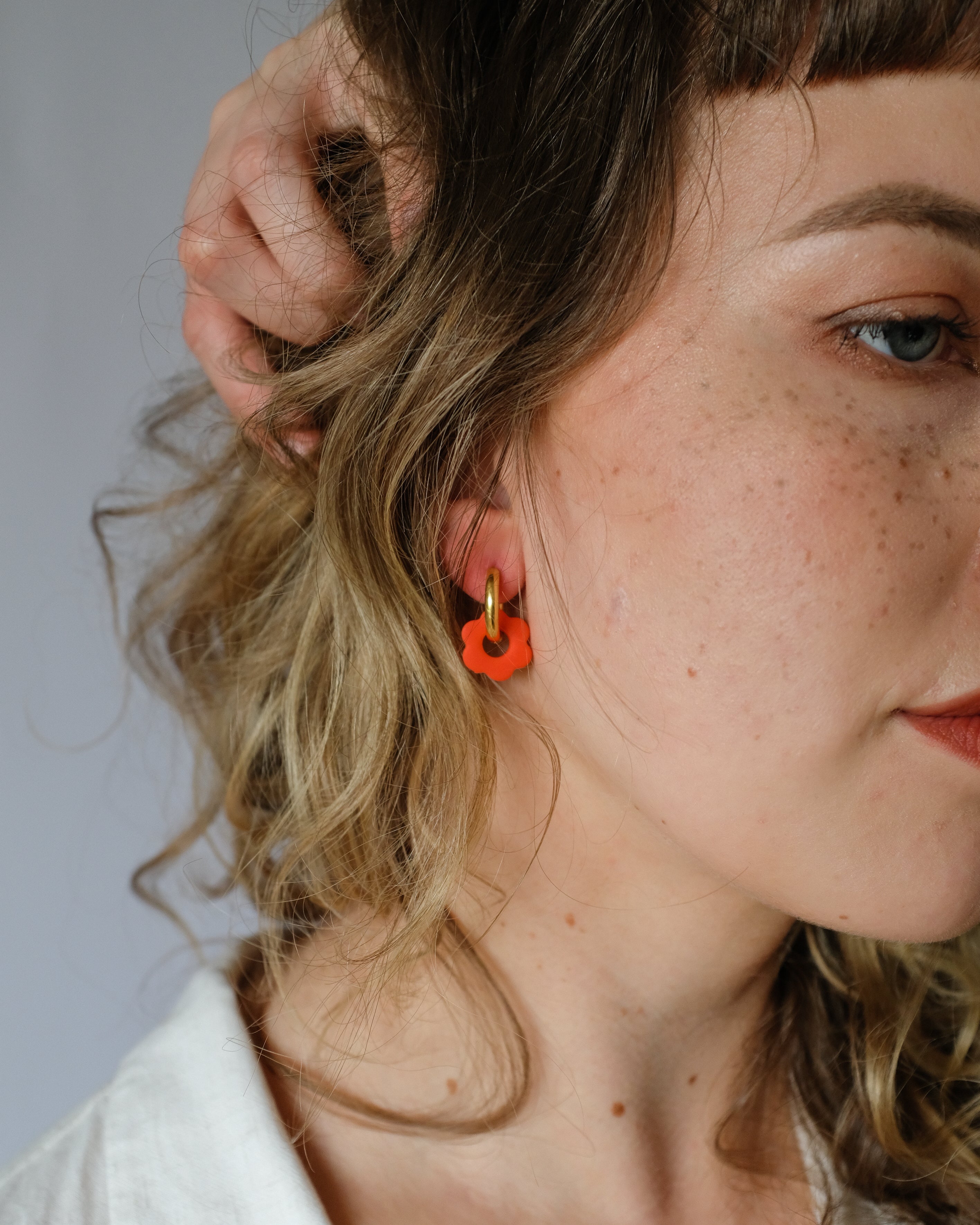 Mini Flower Hoops - Einzigartige  von Doro Hoffmann. Jetzt online bestellen!