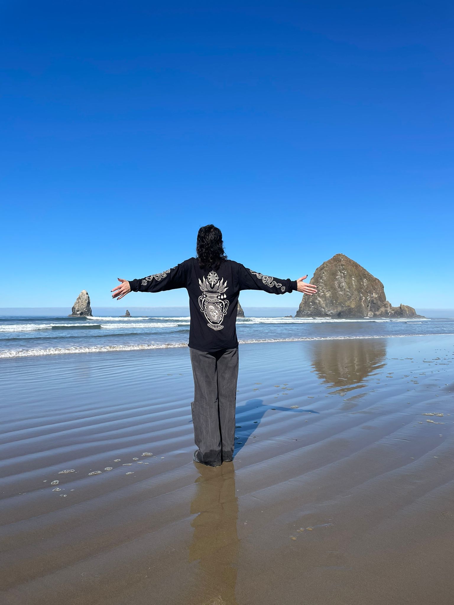 Longsleeve mit Print - Einzigartige  von Doro Hoffmann. Jetzt online bestellen!