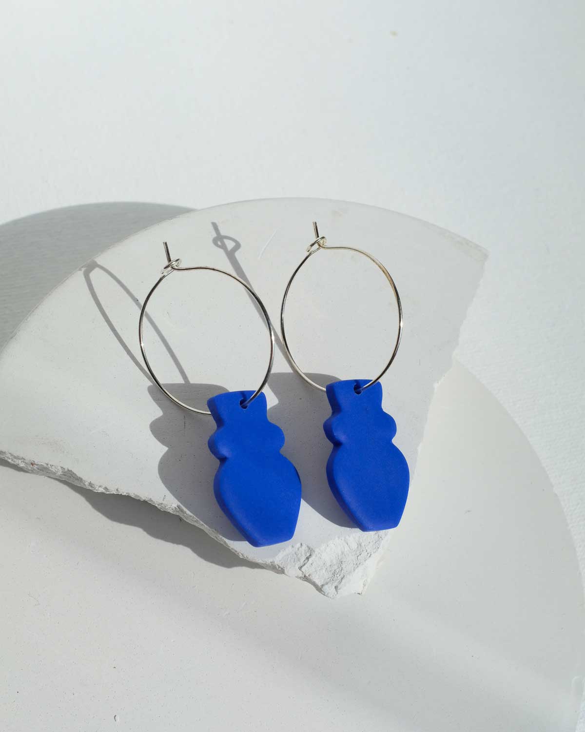 Creolen mit Vasenanhänger Silber