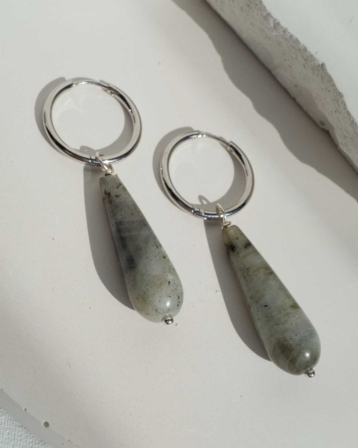 Labradorit Hoops