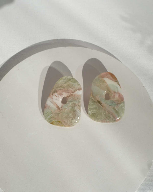 Faux Stone große Ohrstecker