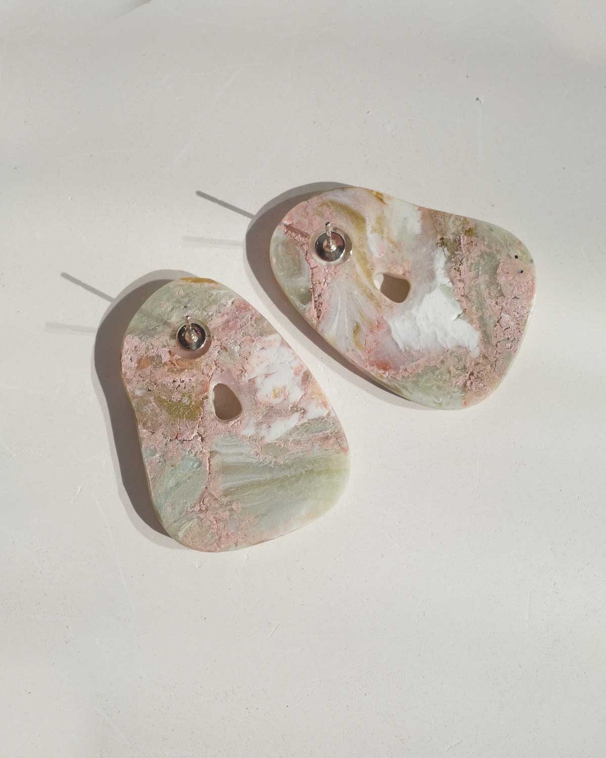 Faux Stone große Ohrstecker