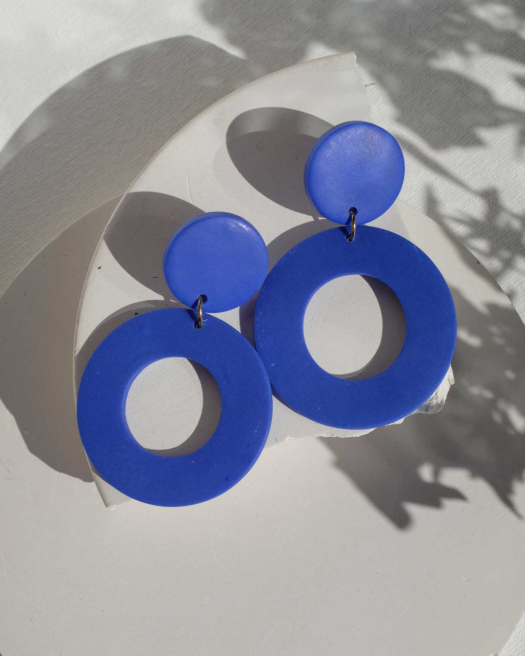 Cobalt Statement Ohrringe