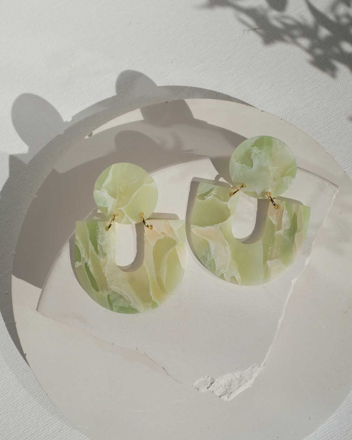 Große Faux Jade Ohrringe